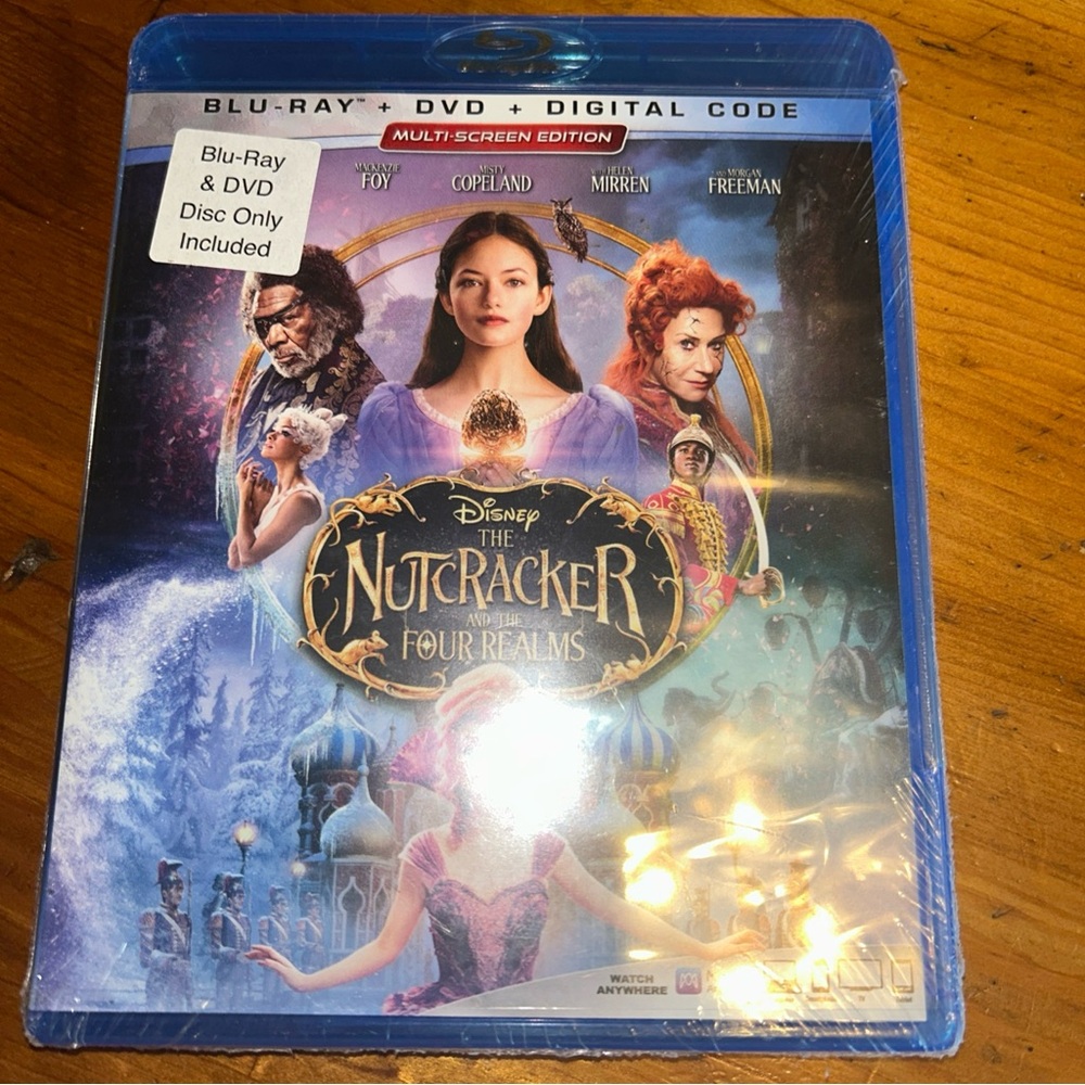 Disney The Nutcracker and the Four Realms Blu-ray with Purple and Gold Cover new